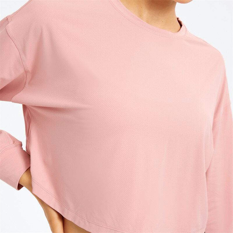 Stylish pink sport short women's sweatshirt with long sleeves, perfect for yoga. Made from breathable spandex. Item code: SF1145.